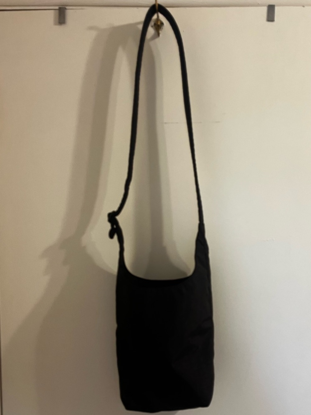 BAGGU Small Sling Bag